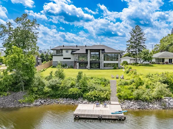 1981 Prince Of Wales Dr, Ottawa, ON K2C 3J7