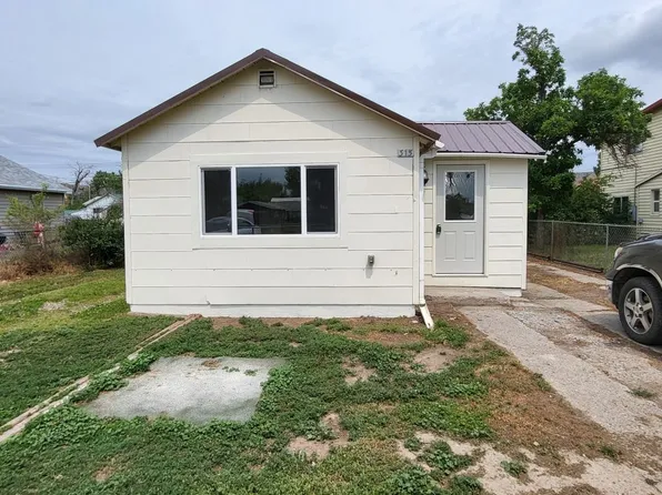 315 Marion St, Miles City, MT 59301