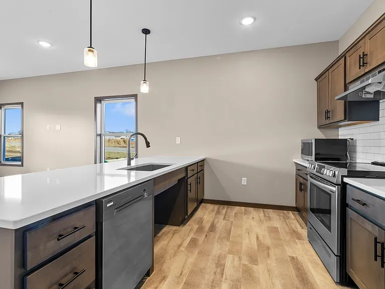 Foxtail Lofts — Photo 5