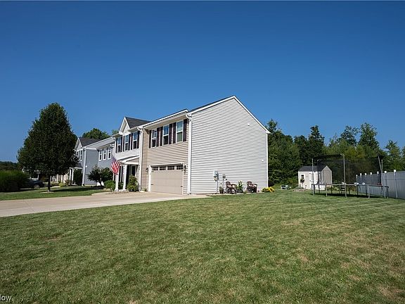 2nd image of 450 Emily Dr