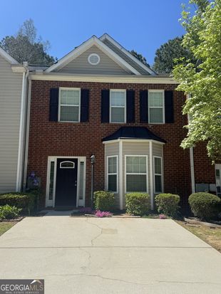 2637 Rocky Ct, Atlanta, GA 30349