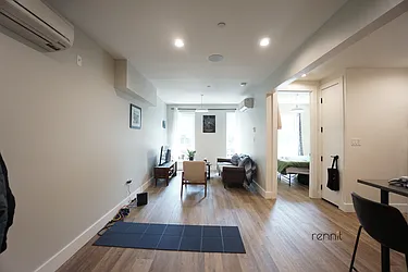 Rented by Rennit Inc.