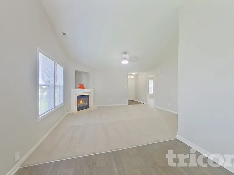 6129 Whispering Brook Ct — Photo 4