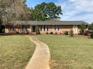 92 Main St, Pelzer, SC 29669