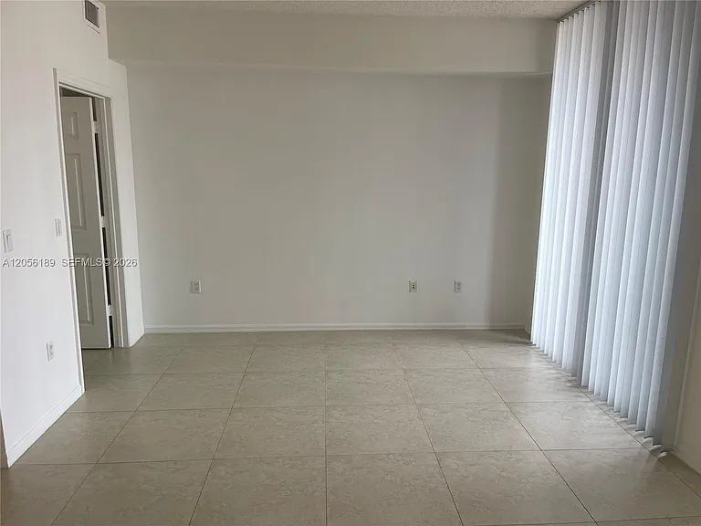 255 Evernia St #616 — Photo 6