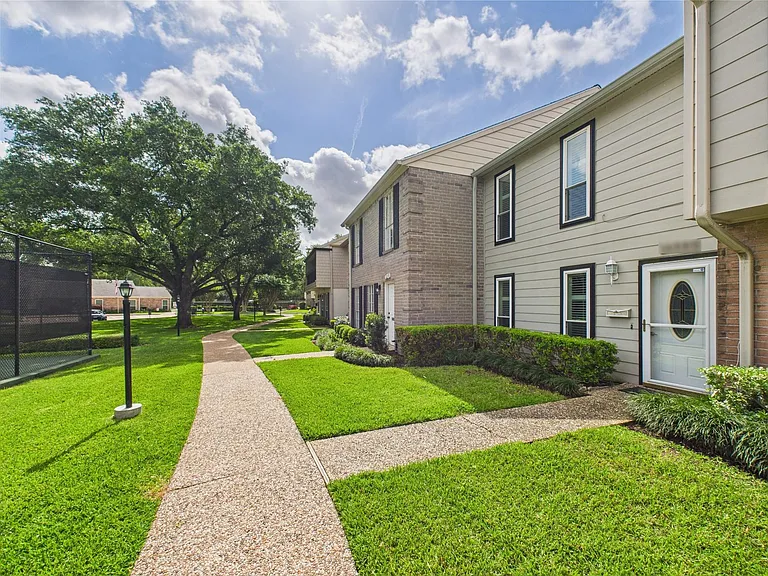 10380 Briar Forest Dr #32/6 — Photo 42