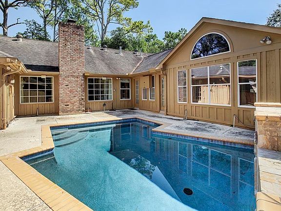 2nd image of 12423 Kimberley Ln