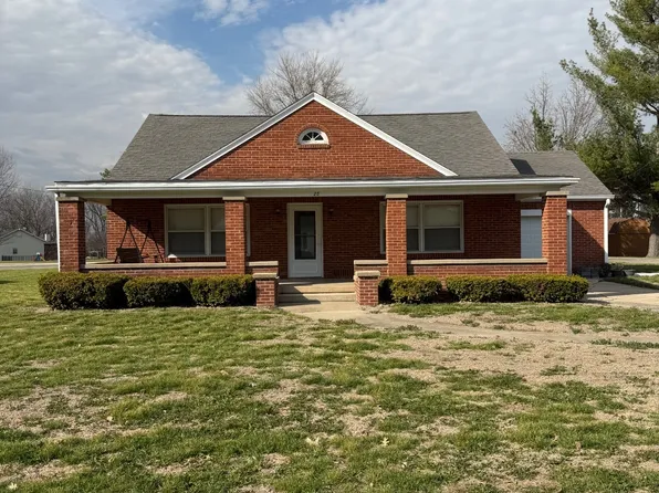 25 W Jefferson St, Winchester, IL 62694