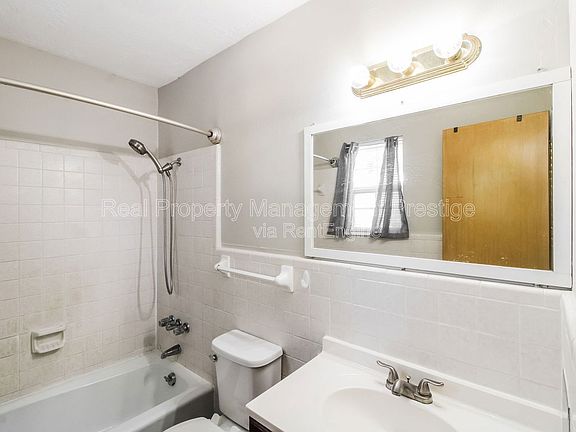 5th image of 610 Ball St #1