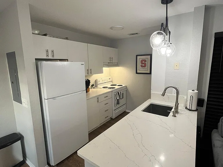 850 S Tamiami Trl #328 — Photo 7