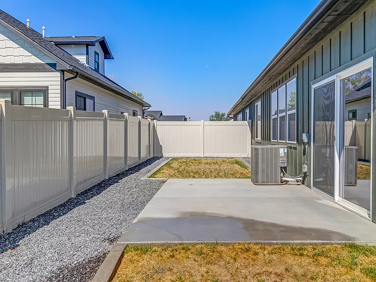 2359 Green Apple Dr — Photo 12