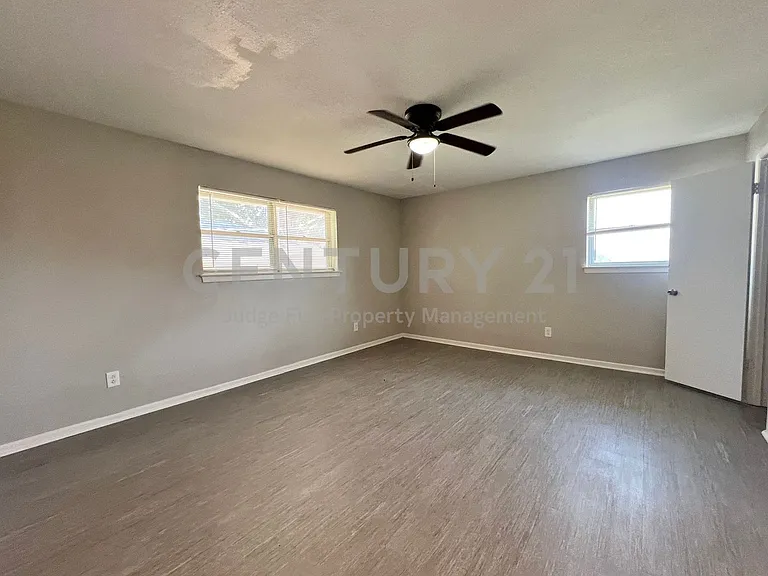 3709 Ashford Ave — Photo 13