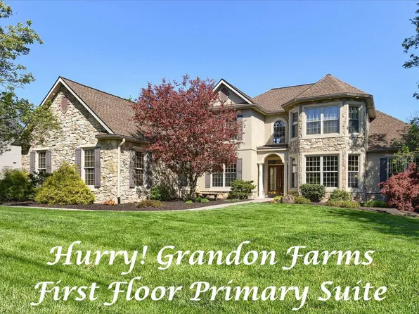 880 Sawgrass Ln, Mechanicsburg, PA 17050