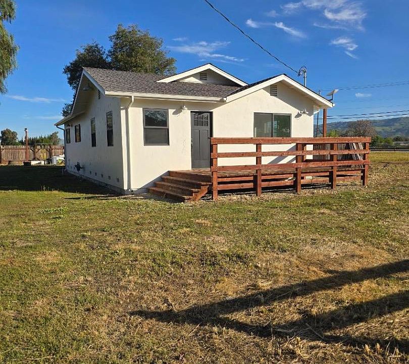 1st image of 45 Roosevelt Ave