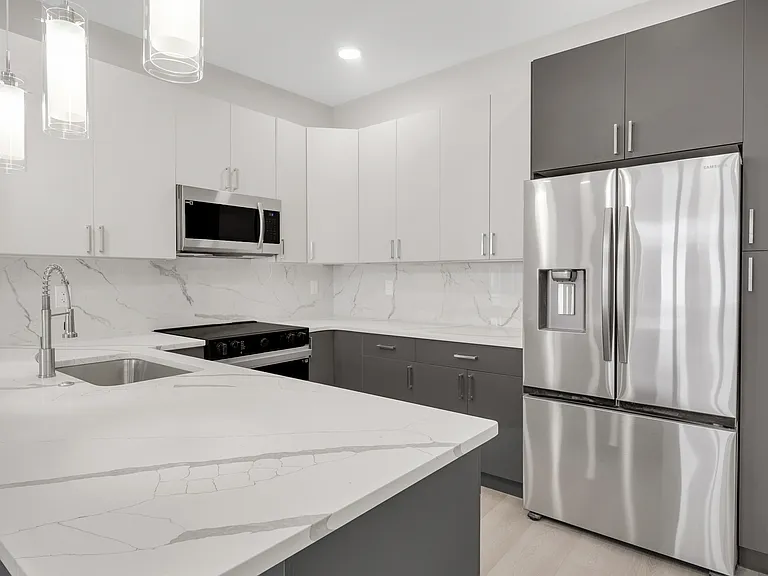 1111 S 24th St #203 — Photo 3