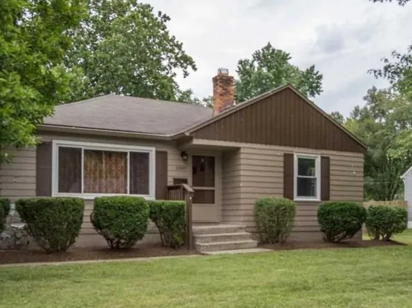 6349 Maple Dr, Indianapolis, IN 46220