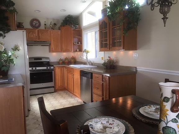 5th image of 3413 Joanne Ave