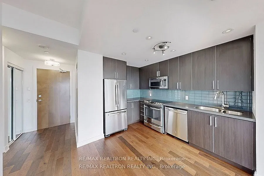 1 bed, $2,400 — Photo 2