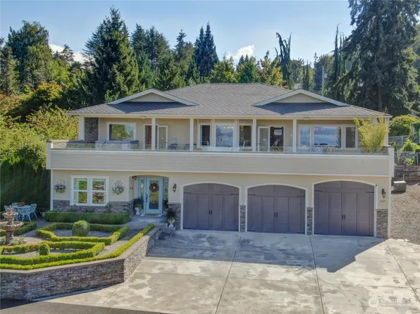 2324 Hillside Lane, Everett, WA 98203