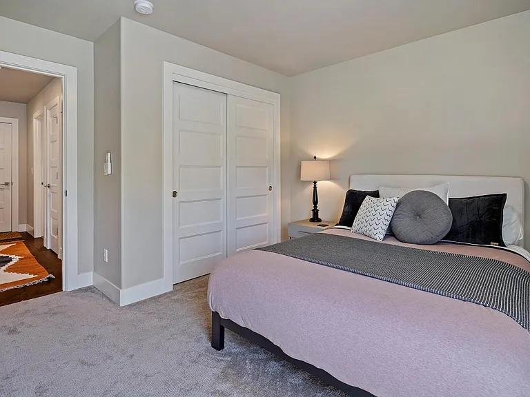 61570 SW Blakely Rd — Photo 8