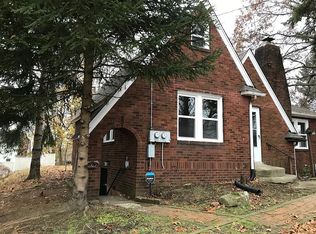 689 N Way St, Barberton, OH