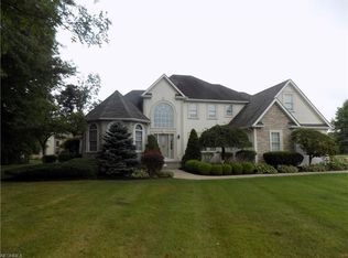 1640 Spike Ct, Canfield, OH 44406