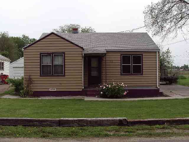 1st image of 1815 E 6TH