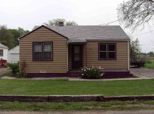 1815 E 6th St, North Platte, NE 69101