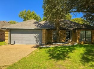 1848 Kings Canyon Cir, Fort Worth, TX 76134