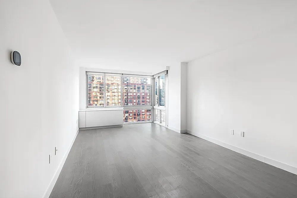 101 West End Avenue — Photo 4