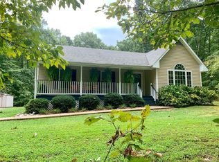 4975 Hill Rd, Kents Store, VA 23084