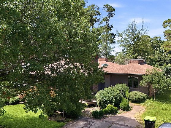 3rd image of 3533 Lighthouse Way