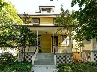 5259 N Sawyer Ave, Chicago, IL 60625