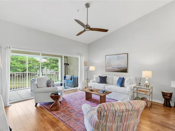 359 Dover PL #203, NAPLES, FL 34104