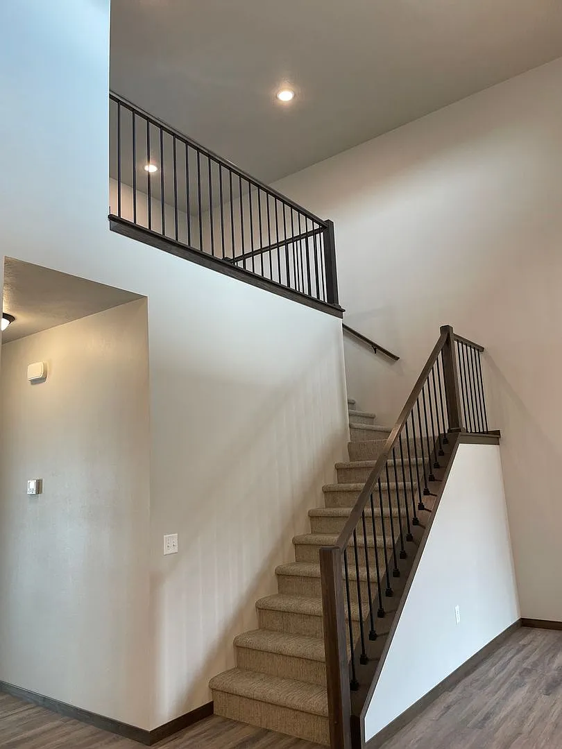 3 bed, 2.5 bath, 1646 sqft, $1,995 — Photo 4