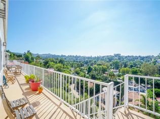 5035 Escobedo Dr, Woodland Hills, CA 91364