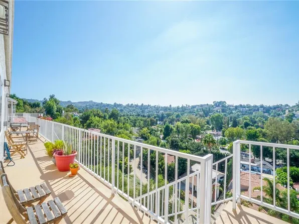 5035 Escobedo Dr, Woodland Hills, CA 91364