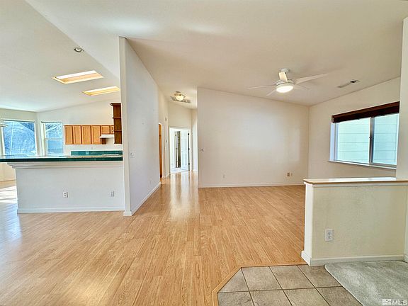 5th image of 1838 Bougainvillea Dr