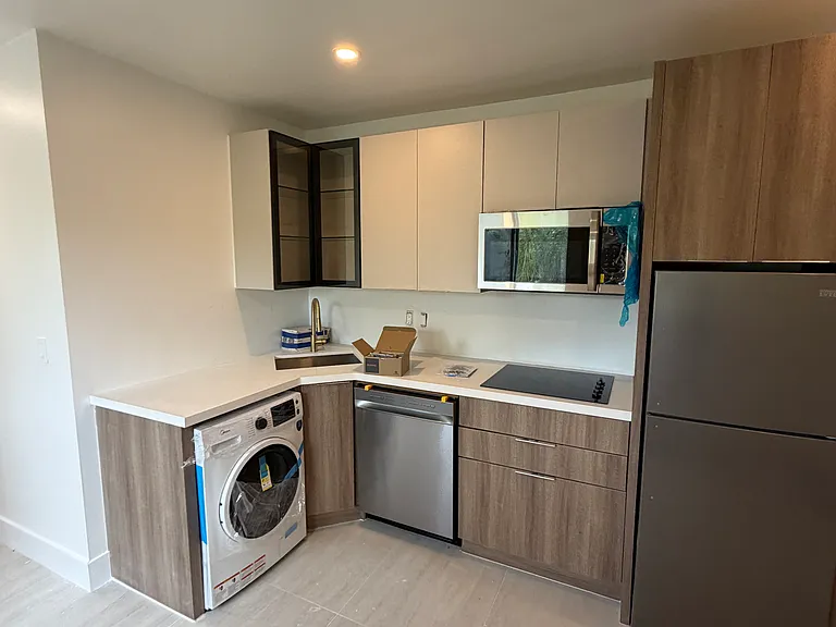 1301 NE 13th Ave #22 — Photo 1