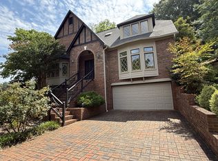 116 Candlewyck Dr #1, Winston Salem, NC 27104