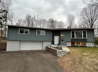 2004 Woodhaven Ln, Duluth, MN 55803