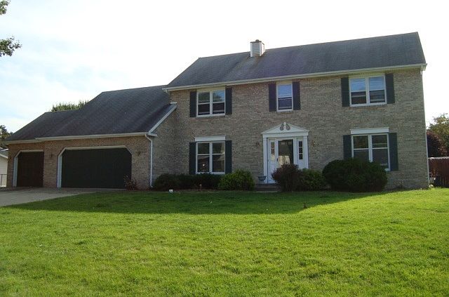 1st image of 56839 Weymouth Ln