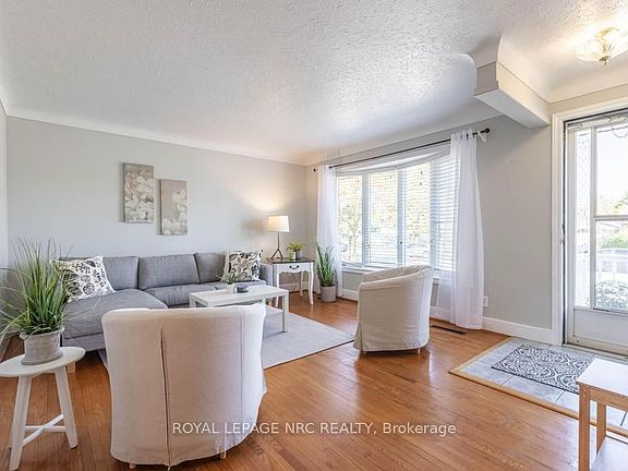2nd image of 10 Ridgeview Ave