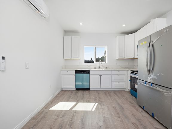 4th image of 5426 Brockbank Pl
