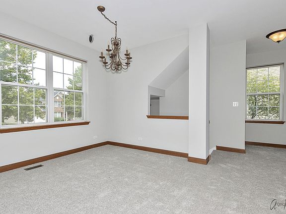 4th image of 3051 Hughsdale St #3051