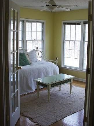 Sunroom/Office/Bedroom