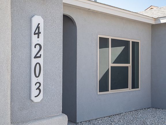 5th image of 4203 Honolulu St