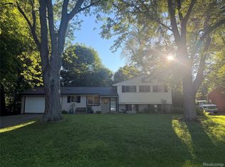 29191 Bannockburn St, Farmington Hills, MI 48334