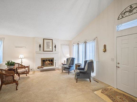 5th image of 2409 E 60th Ave