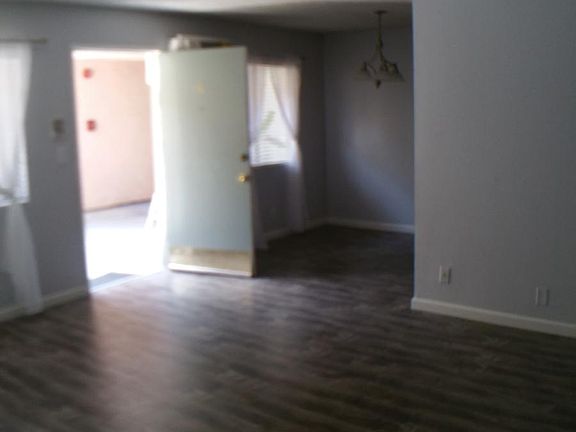 5th image of 3243 Portola Ave APT 8